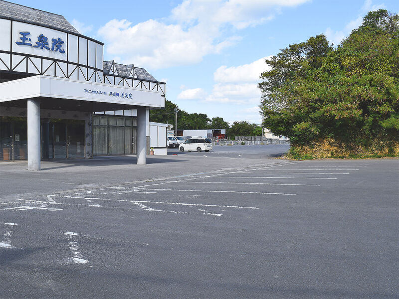 フェニックスホール具志川玉泉院 駐車場2