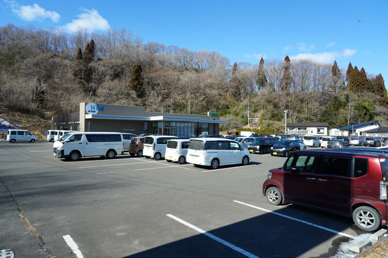 セリオホールみやこ 駐車場1