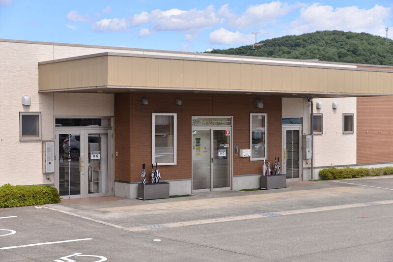 セリオホール緑が丘 入り口