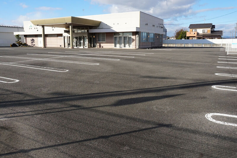 はしま虹のホール 駐車場