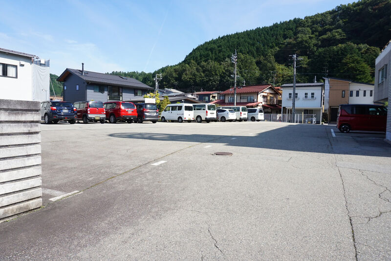 メモリアルホール高山 駐車場