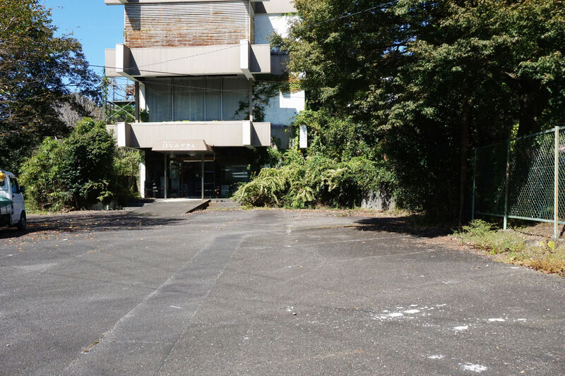 おにいわホール 駐車場
