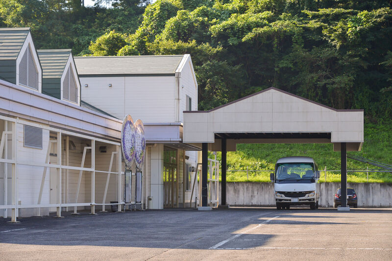 セレモニーホール しばた斎場 外観２