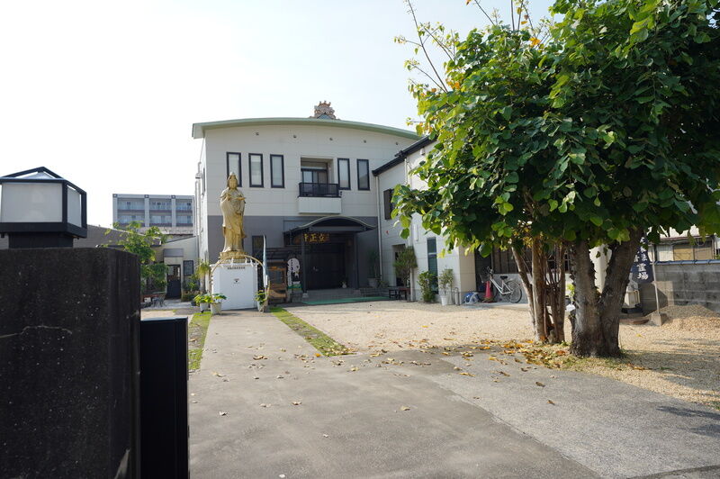 立正寺 外観、入口