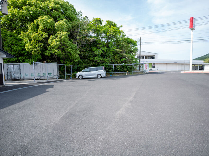 吉田葬祭会館 駐車場