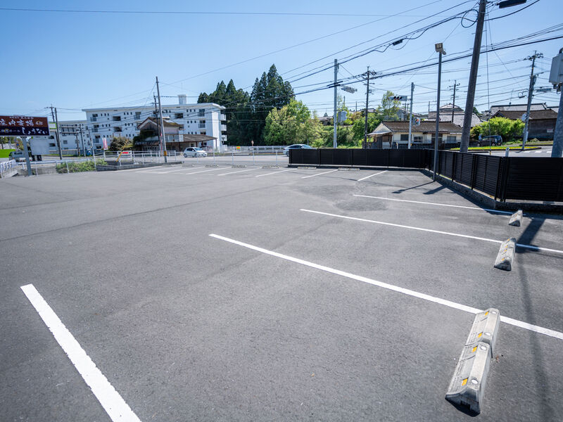 庄内斎場 駐車場2