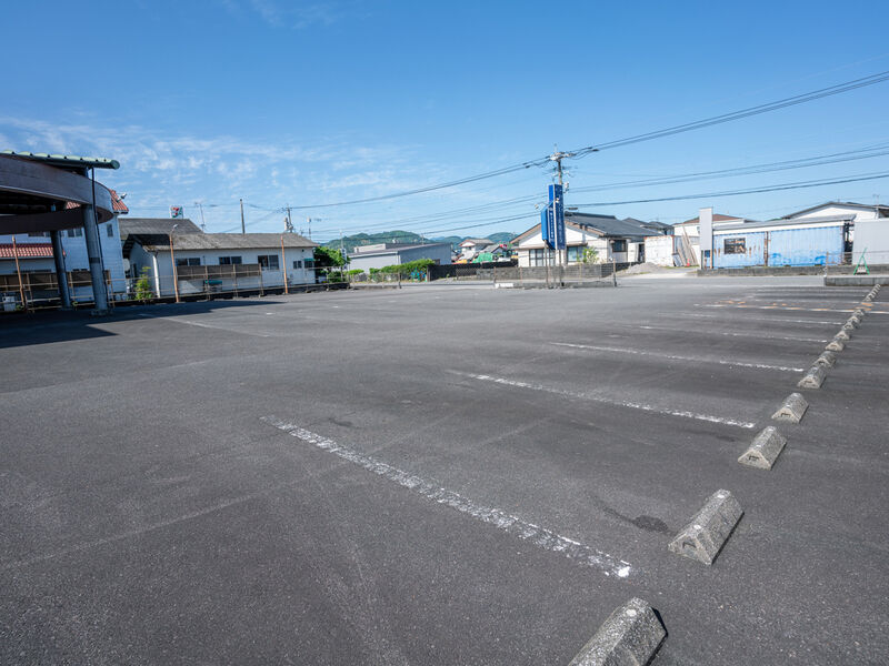 プリエール財光寺 駐車場