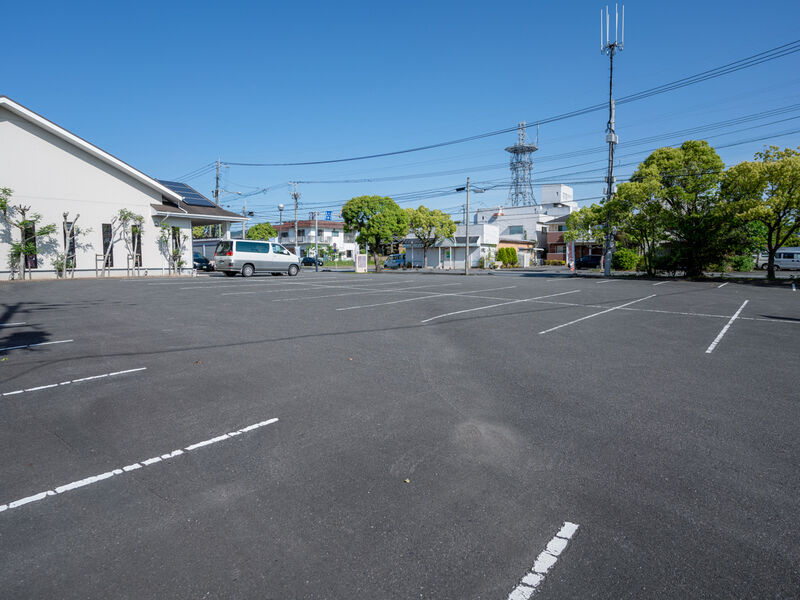 日向まごころ斎場 駐車場
