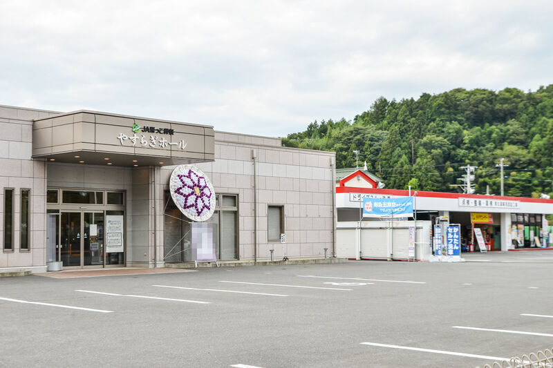 やすらぎホールつきだて 駐車場
