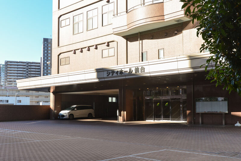 シティホール仙台 入口１