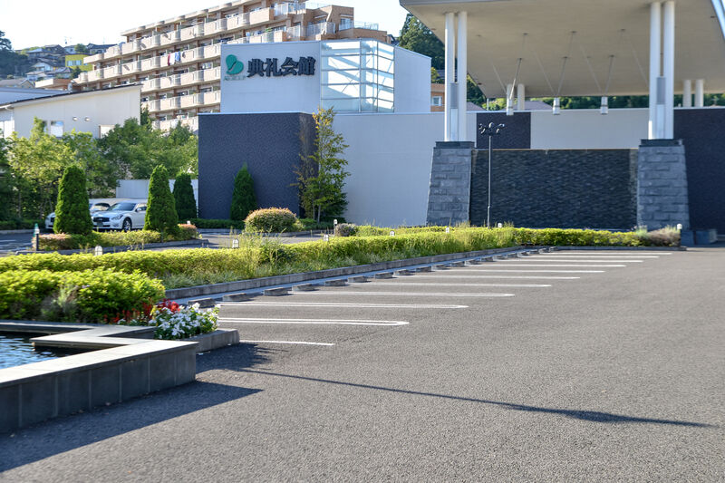 太白典礼会館 駐車場
