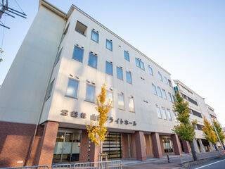 山科ブライトホール