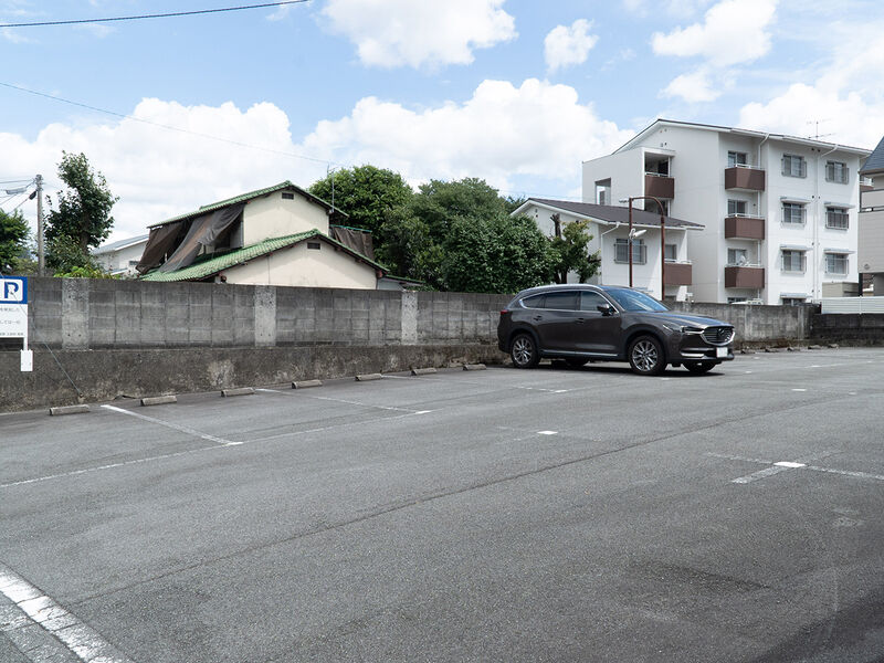 黒髪会館 駐車場2