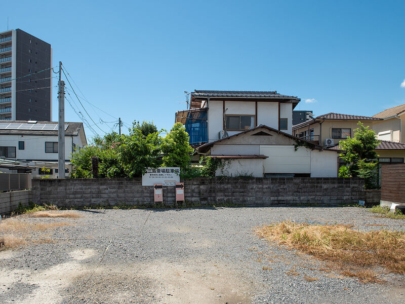 三島斎場　本館 駐車場