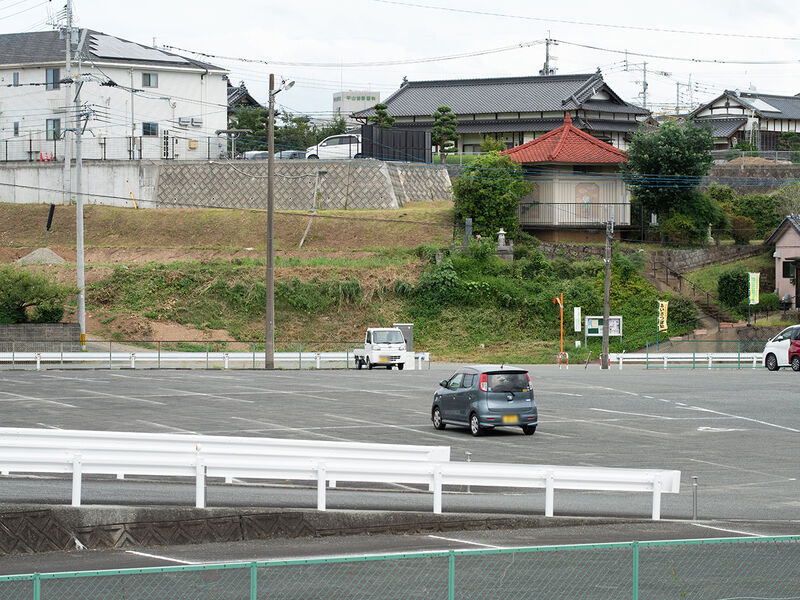 飛田会館 駐車場