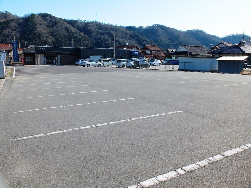 安芸高田メモリアルホール三田葬祭 駐車場