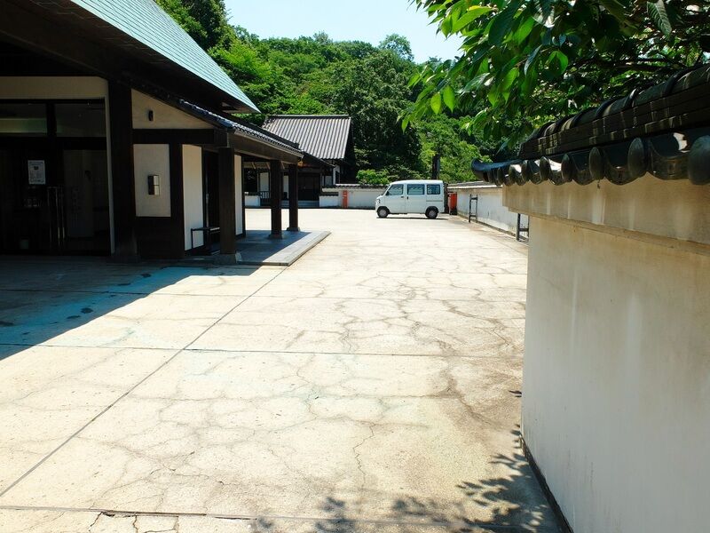 やけ山 心優堂 駐車場