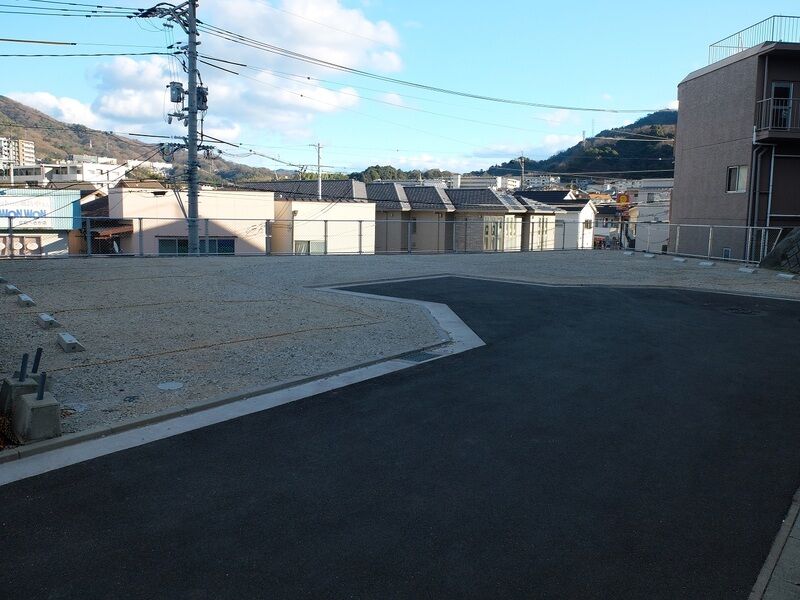持明院（真言宗） 駐車場2