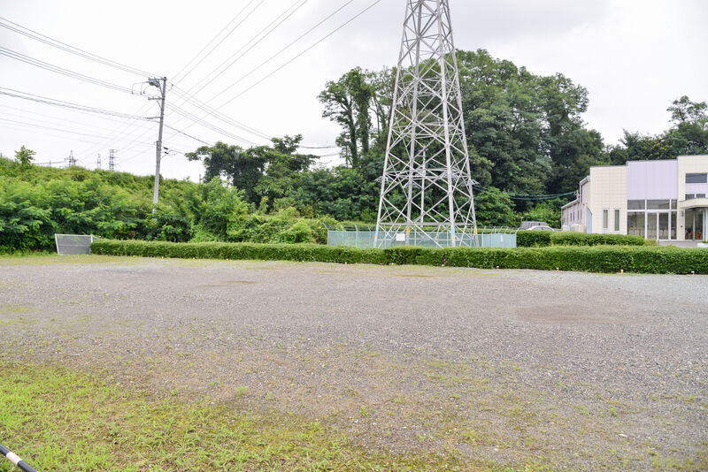 なみき斎苑闡王閣 駐車場