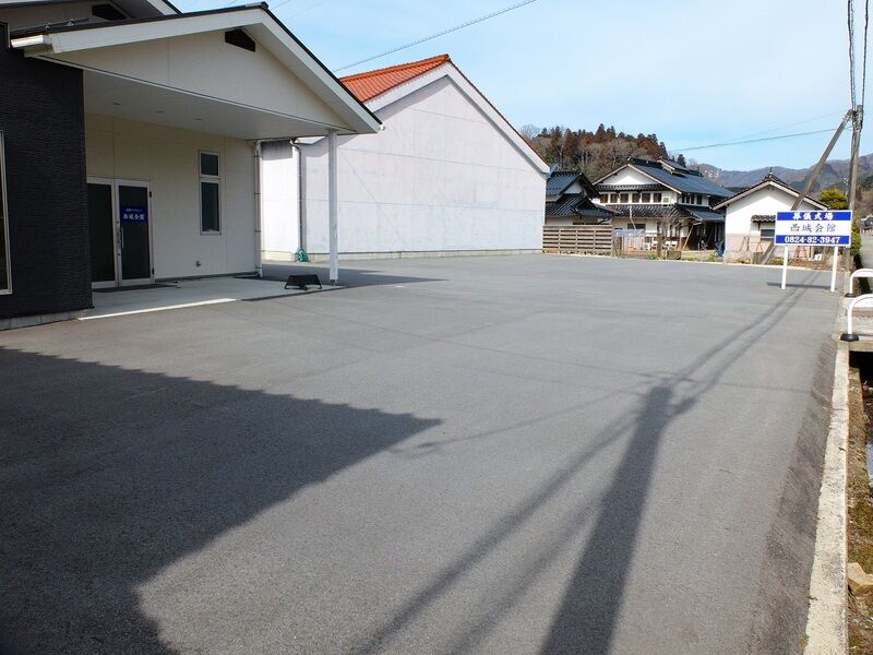 西城会館 駐車場