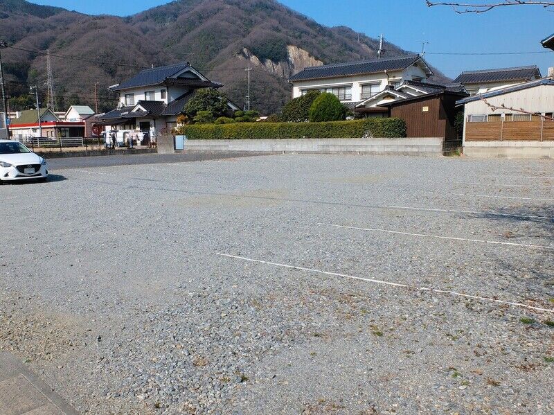 竹原典礼会館 駐車場1
