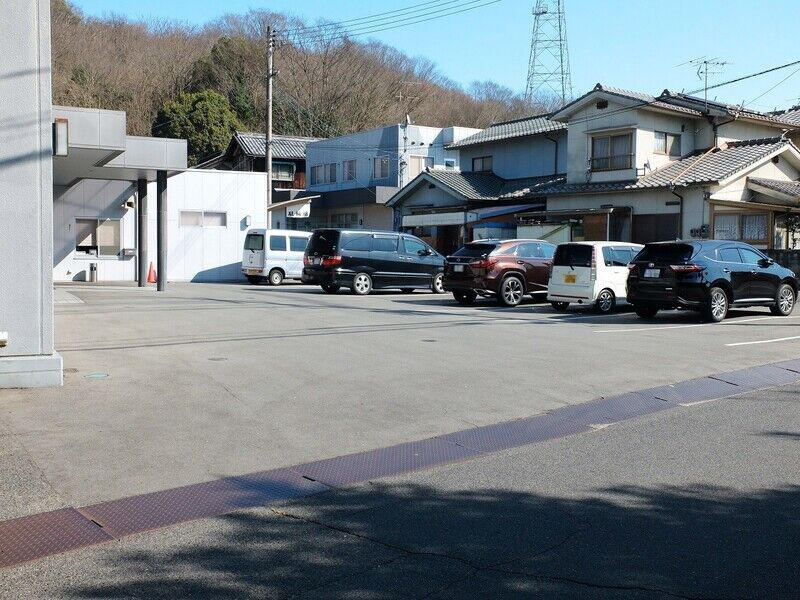 尾道葬典社会館 駐車場1