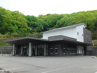 神辺斎場