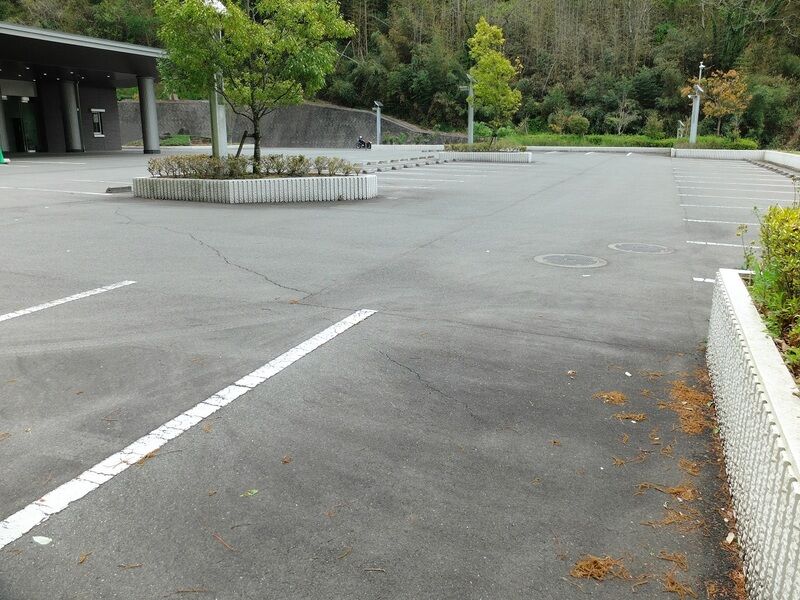 神辺斎場 駐車場