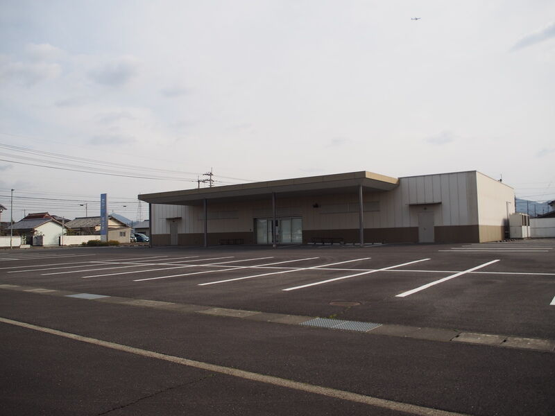 長尾会館 駐車場２