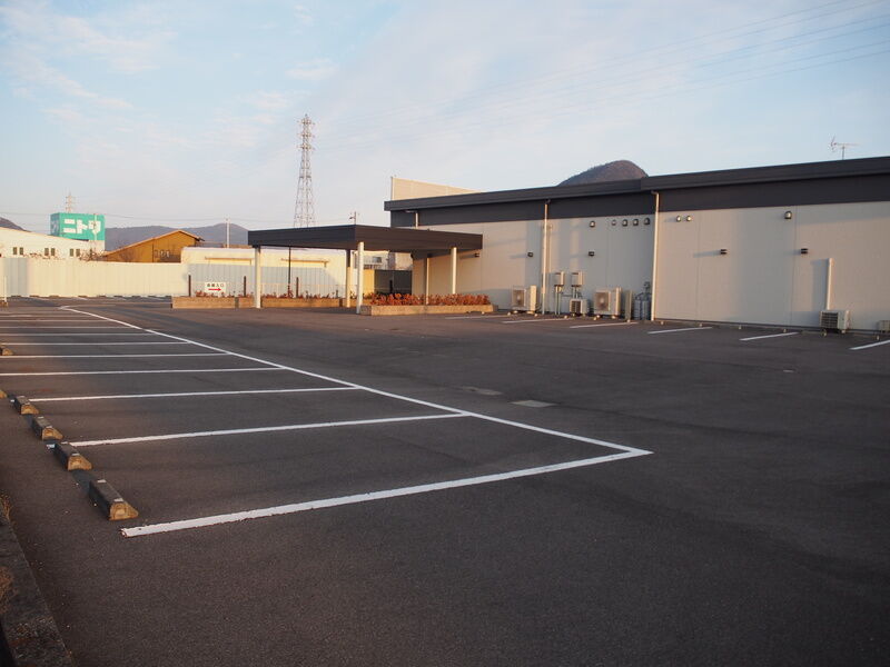 土器会館 駐車場１