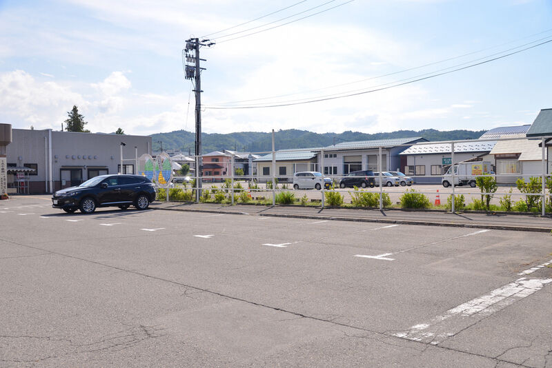 みどり葬斎会館坂下 駐車場