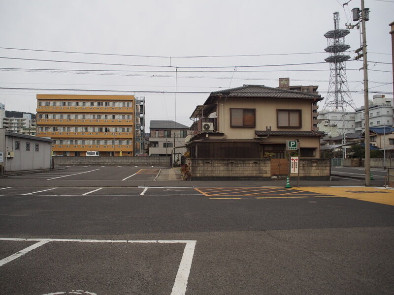 公益会館西館 駐車場２