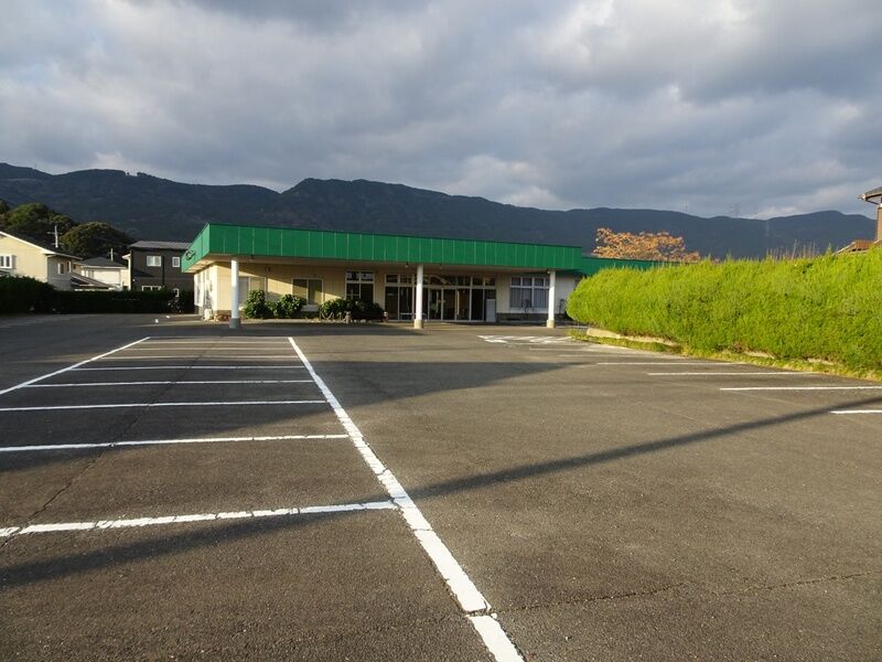 山代メモリードホール 駐車場２