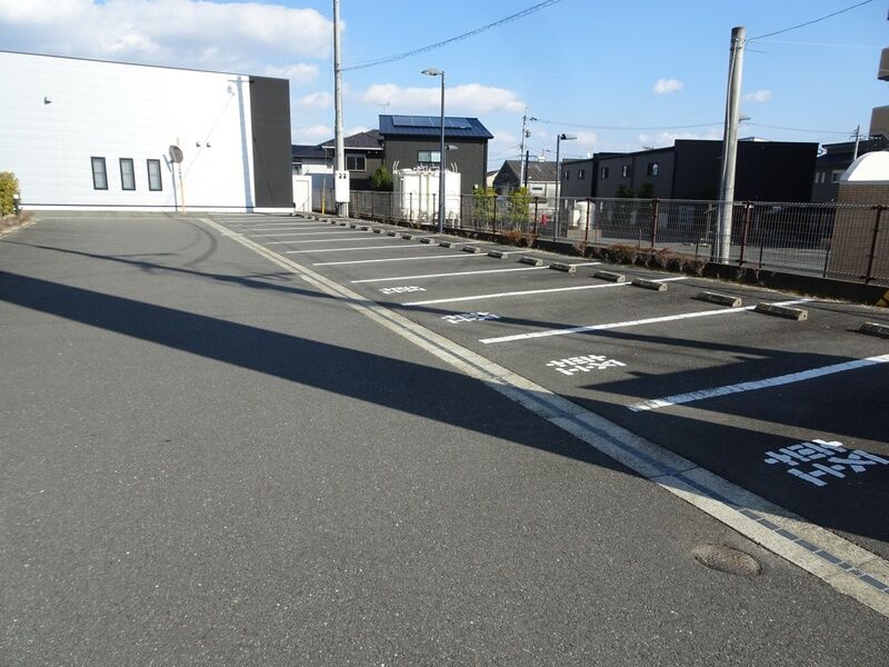 神埼メモリードホール 駐車場１