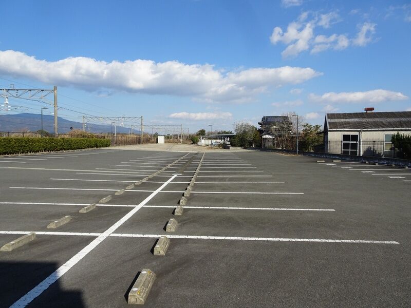 神埼メモリードホール 駐車場３