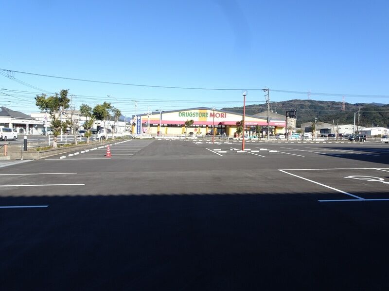ひらの　山本会館 駐車場１