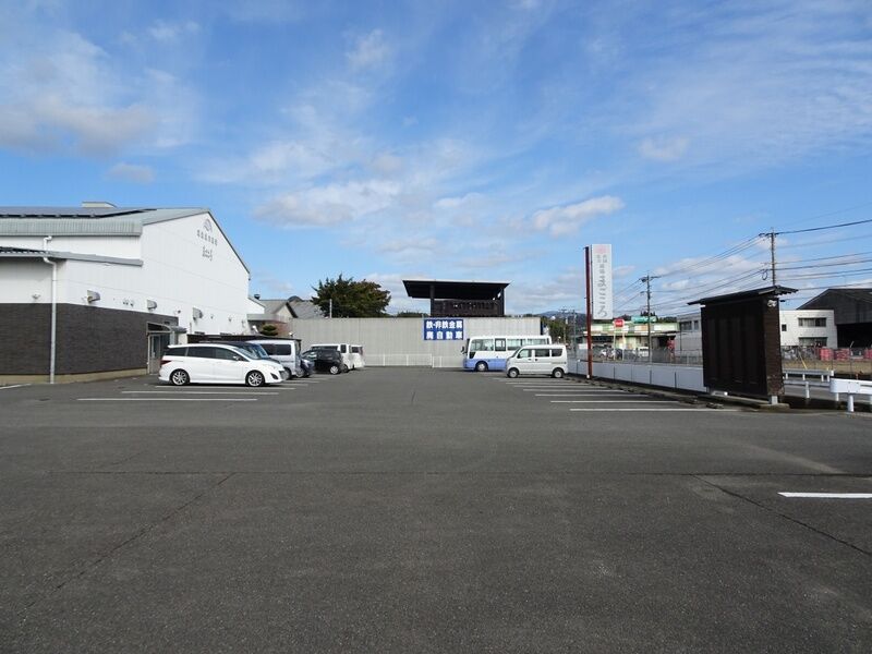 武雄北方斎場 駐車場３