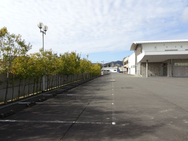 JAプレアホール北方 駐車場１
