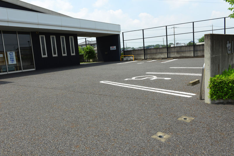 セレモニーホール北川辺 駐車場