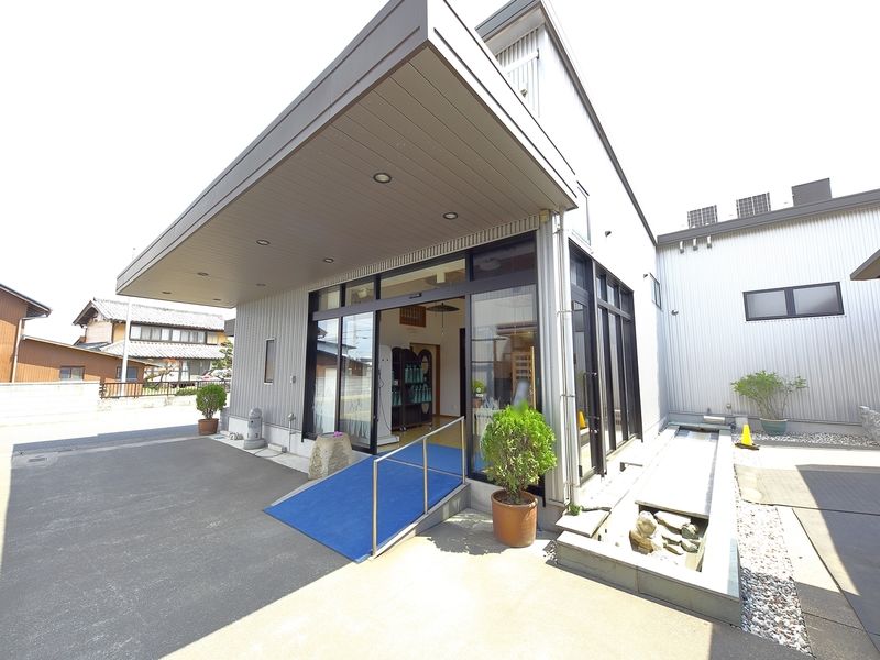 しょうぶセレモニーホール 入り口2