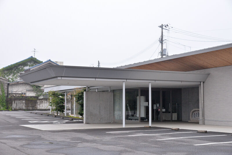 あおき小峰斎苑 外観２