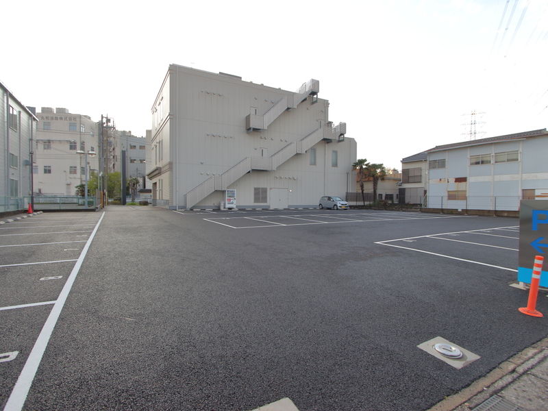 春日部葬斎センター 駐車場