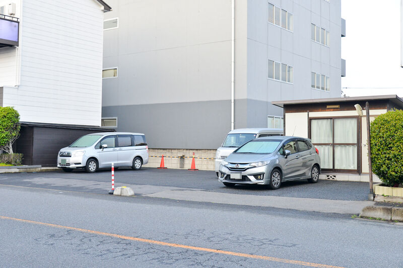 ファミリーホール青木 駐車場1