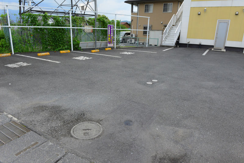 しらゆりホール　やすらぎ 駐車場
