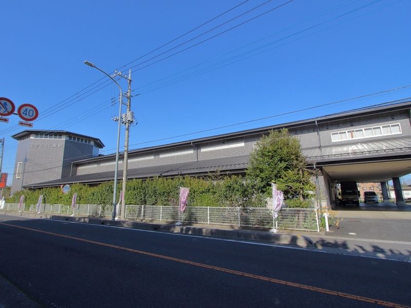 レクイエム聖殿春日部 外観 (4)