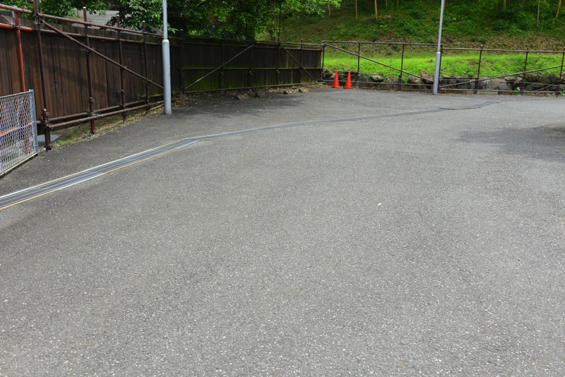 OAKホール 駐車場