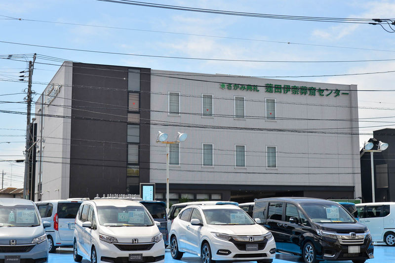 さがみ典礼　蓮田伊奈葬斎センター 外観1