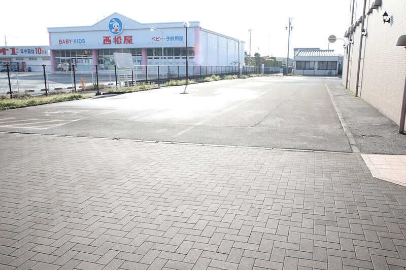 シティホール松阪 駐車場