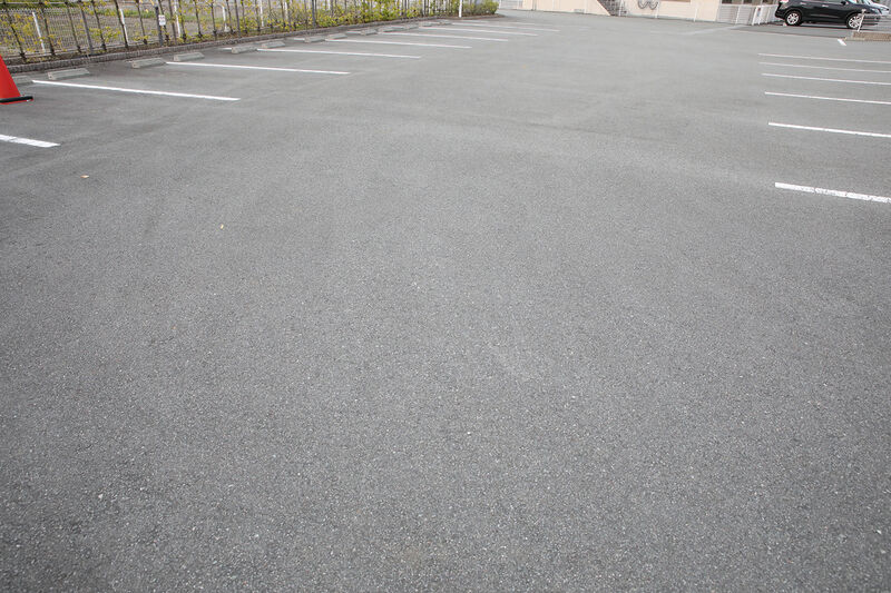 笹川リーフル 駐車場