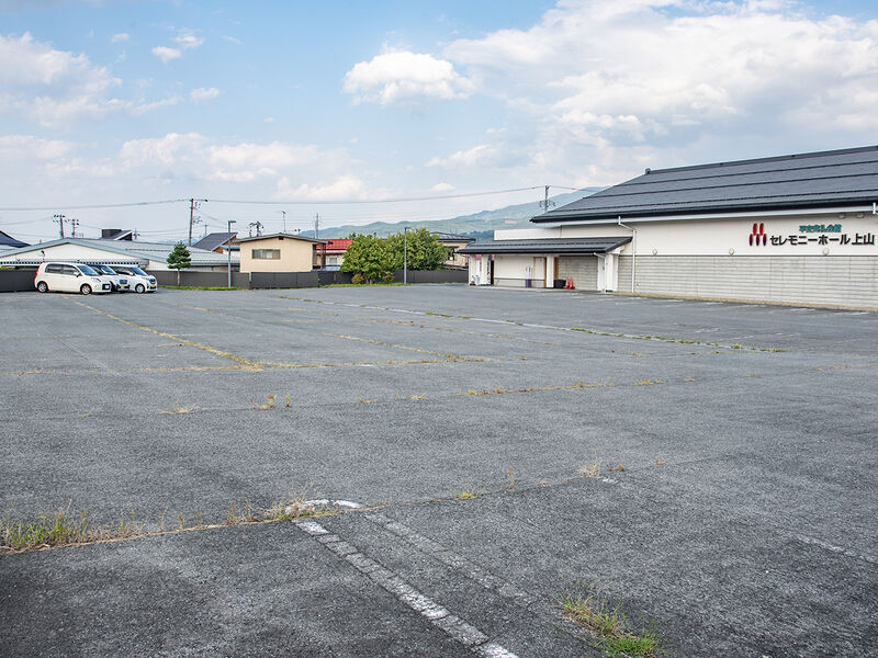 セレモニーホール上山 駐車場